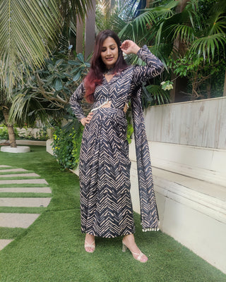 Seashell Satika - Charcoal ZigZag