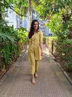 Load image into Gallery viewer, LEMON YELLOW LONG JACKET WITH CROPPED PANT &amp; SPAGHETTI INNER
