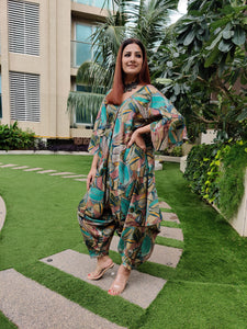 ABSTRACT PRINT RELAXED JUMPSUIT WITH SLEEVES ( COMES WITH BELT)