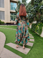 Load image into Gallery viewer, ABSTRACT PRINT RELAXED JUMPSUIT WITH SLEEVES ( COMES WITH BELT)
