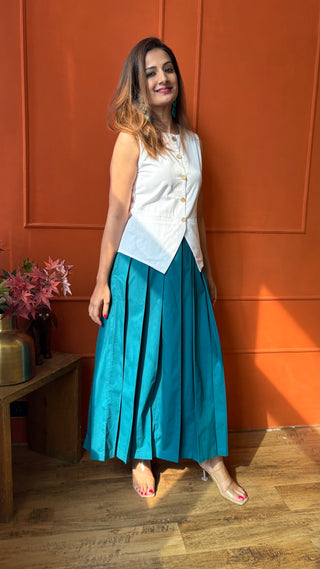 Lady Lead - White & Teal - Only Waistcoat & Skirt Set