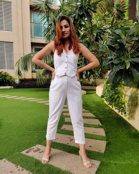 WHITE HALTER VESTCOAT AND PANTS SET