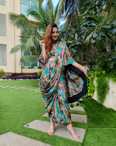 GREEN ABSTRACT PRINTED SAREE SKIRT WITH BLOUSE AND FLARED JACKET