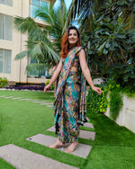 Load image into Gallery viewer, GREEN ABSTRACT PRINTED SAREE SKIRT WITH BLOUSE (without Jacket)
