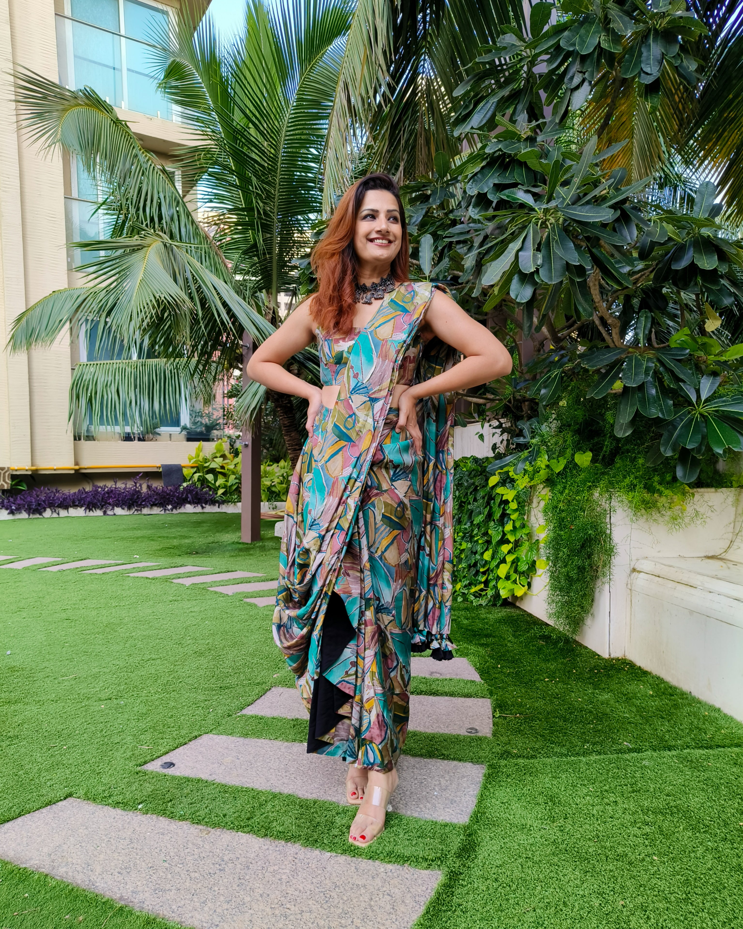 GREEN ABSTRACT PRINTED SAREE SKIRT WITH BLOUSE (without Jacket)