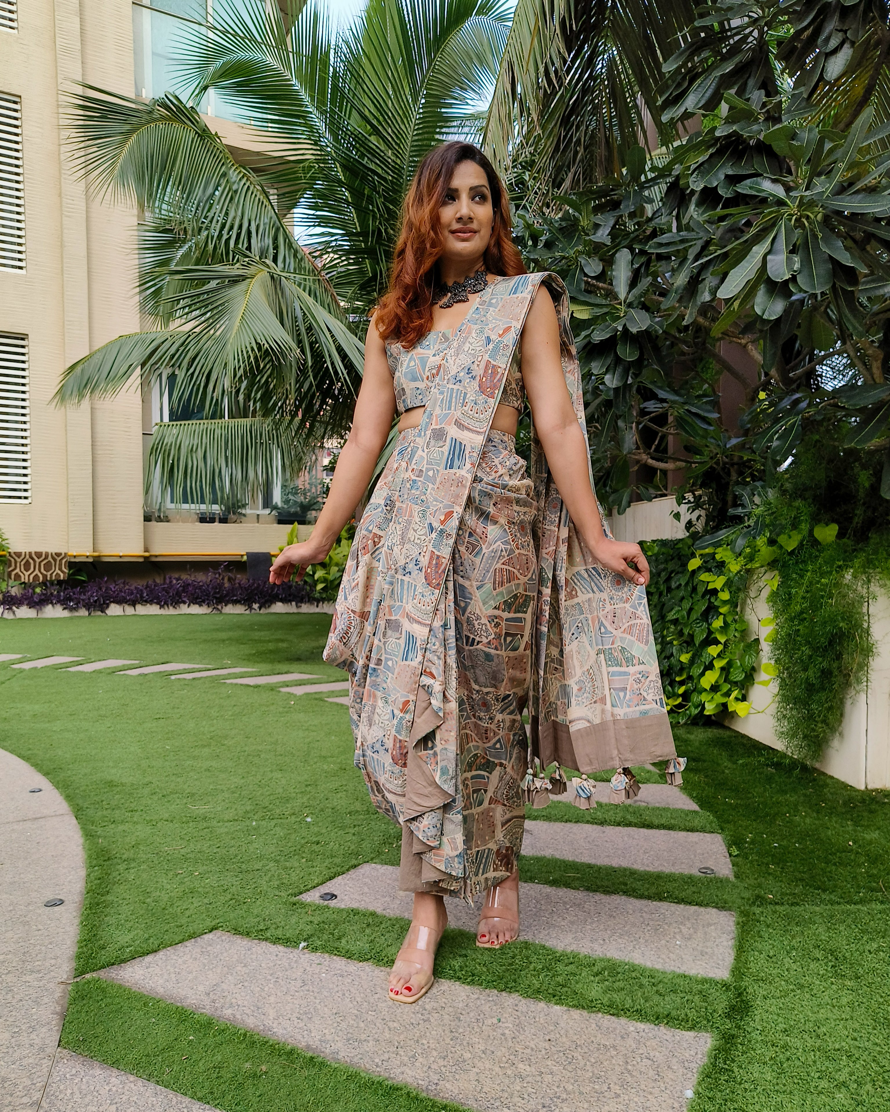 PEACH KHAKHEE ABSTRACT PRINTED SAREE SKIRT WITH BLOUSE (Without Jacket)