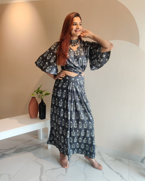 GREY BLUE FLORAL KNOT DRESS