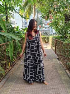 BLACK GEOMETRIC PRINT FLOWY JUMPSUIT WITH JACKET