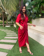 Load image into Gallery viewer, RED LONG SHIRT DRAPE DRESS
