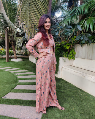 PEACH LUREX QUIRK PRINT SHORT JACKET PAIRED TUBE BUSTIER AND FLARE PANTS