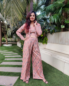 PEACH LUREX QUIRK PRINT SHORT JACKET PAIRED TUBE BUSTIER AND FLARE PANTS