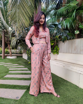 PEACH LUREX QUIRK PRINT SHORT JACKET PAIRED TUBE BUSTIER AND FLARE PANTS