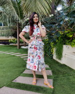 Load image into Gallery viewer, #FRILLZONE - IVORY FLORAL PRINTED PUFF SLEEVES LONG SHIRT DRESS
