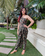 Load image into Gallery viewer, #WRAPMEUP - GREEN FLORAL WRAP AROUND WITH CROSSOVER STRAP JUMPSUIT

