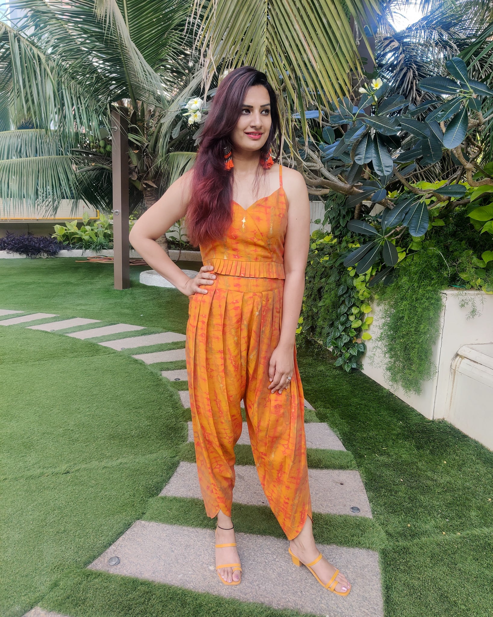 ABSTRACT PRINT GOLD FOILED PLEATED NOODLE STRAP BUSTIER AND DHOTI PANTS