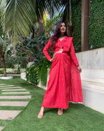 Load image into Gallery viewer, RED TIEDYE PRINTED SHELLED SKIRT SAREE WITH ATTACHED FRONT PALLU AND SHIRT BLOUSE
