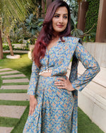 Load image into Gallery viewer, TURQBLUE FLORAL PRINTED SHELLED SKIRT SAREE WITH ATTACHED FRONT PALLU AND SHIRT BLOUSE
