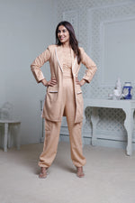 Load image into Gallery viewer, PEACH LONG BLAZER WITH CONTRAST PIPING, SIDE POCKET PANT &amp; BUSTIER

