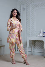 Load image into Gallery viewer, COLOUR SPLASHED LONG BLAZER WITH CONTRAST PIPING, SIDE POCKET PANT &amp; BUSTIER
