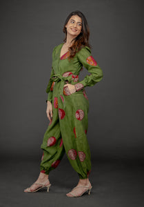 GREEN GOLD FOIL OVERLAY JUMPSUIT WITH CUFFED SLEEVE