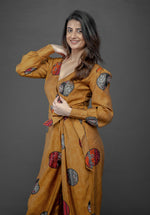 Load image into Gallery viewer, MUSTARD GOLD FOIL OVERLAY JUMPSUIT WITH CUFFED SLEEVE
