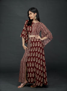 BROWN PRINTED TWO TONE FLARE TOP PAIRED WITH LONG SKIRT WITH SLIT
