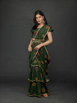Load image into Gallery viewer, GREEN GOLD FOIL LAYERED SKIRT SAREE WITH BLOUSE &amp; WAIST BELT
