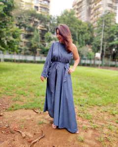 BLUE LONG FREESIZE TOP WITH SLIT AND BLACK PANTS.