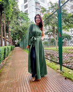 Load image into Gallery viewer, MOSS GREEN LONG FREESIZE TOP WITH SLIT AND BLACK PANTS
