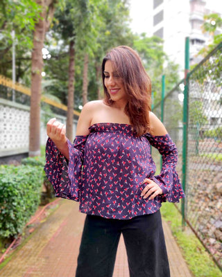 OFF SHOULDER NAVY BIRD PRINT TOP