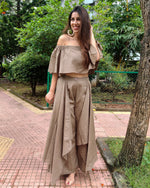 Load image into Gallery viewer, KHAKHEE GREEN OFF SHOULDER FLARED TOP PAIRED WITH FLARE PANTS
