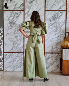 PISTA FRONT TIE UP AND PUFFED SHORT SLEEVED JUMPSUIT