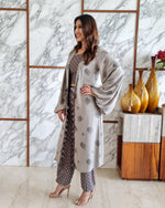 Load image into Gallery viewer, GREY LEAF PRINT JACKET WITH POLKA DOTS SPAGHETTI BUSTIER AND HAREM PANTS
